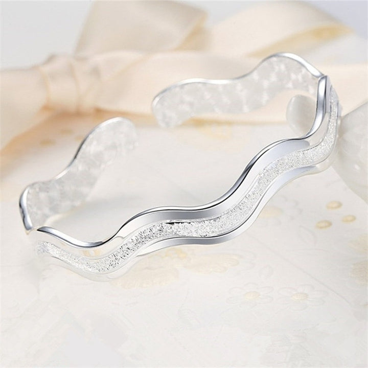 Women Frosted Wavy Open Bangle Bracelet - Robust Quality Store